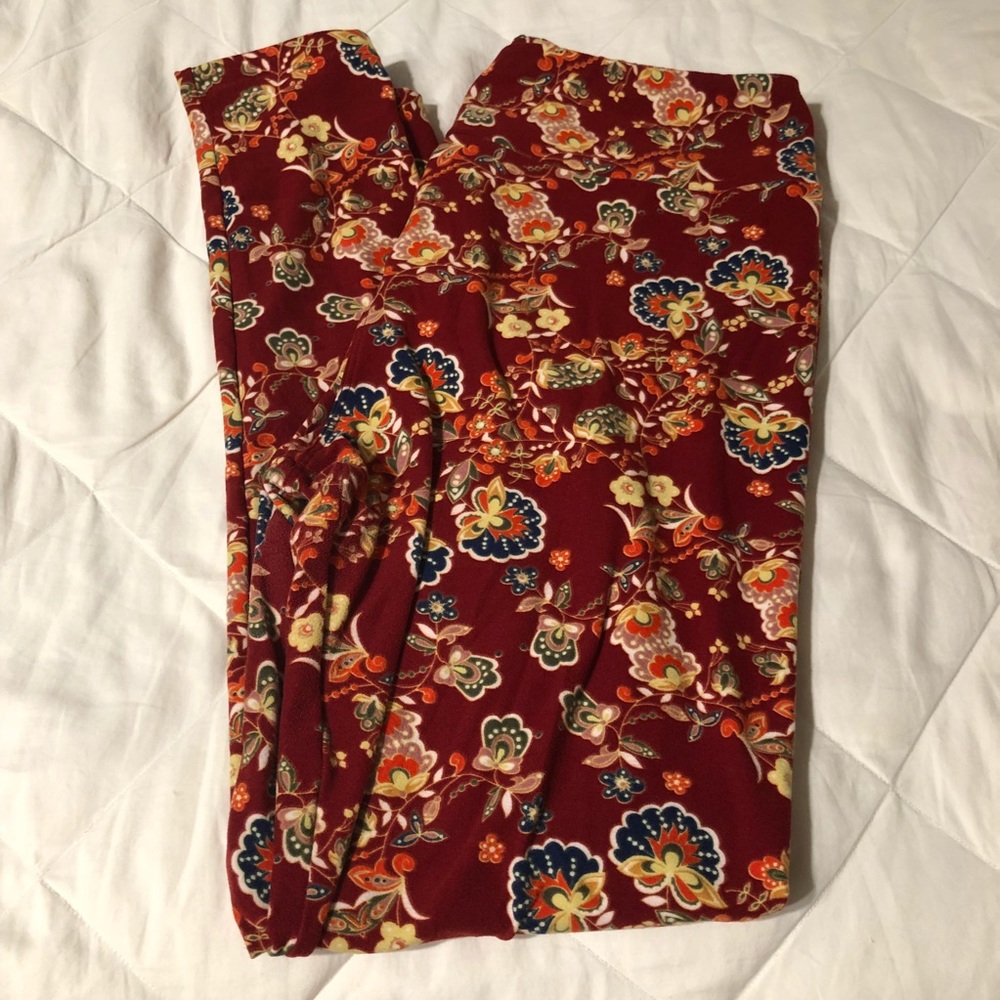 LuLaRoe leggings. Size TC. GUC.